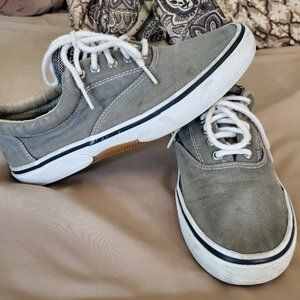 SPERRY men's size 7.5 Halyard CVO saltwash casual sneaker